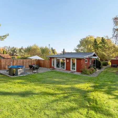 Aasta - 500m From The Sea By Interhome Semesterbostad *